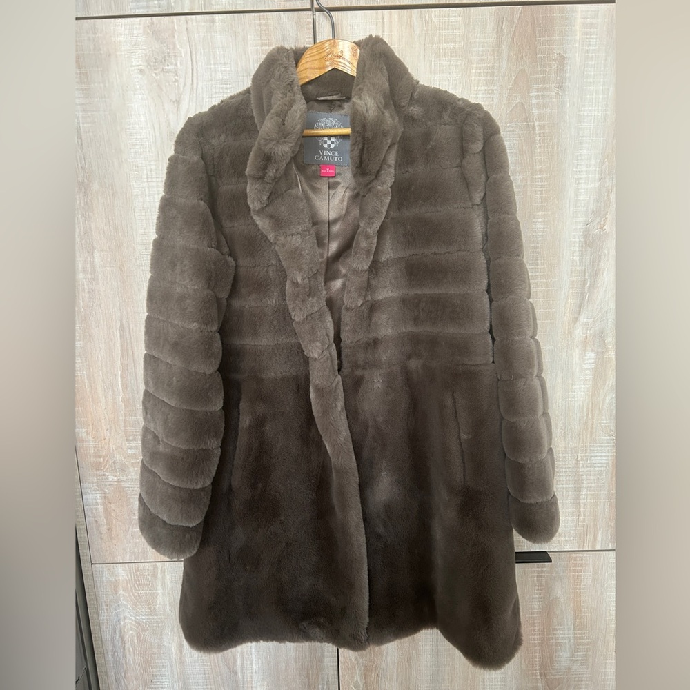 Luxurious Faux Fur Coat in Rich Brown. Vince Camino. Rarely worn.